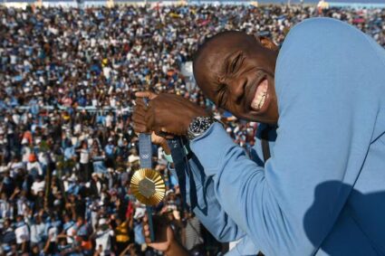 ATLETISMO – Cuando una medalla de oro te convierte en héroe nacional