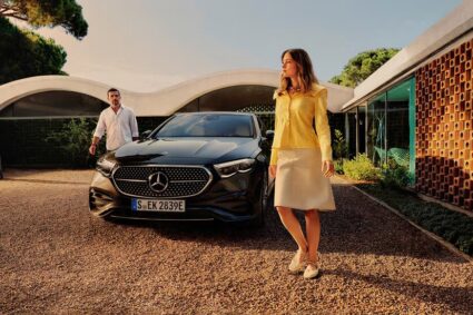 ELEGANTE SPORT – Antonio Banderas protagoniza una campaña global de Mercedes-Benz